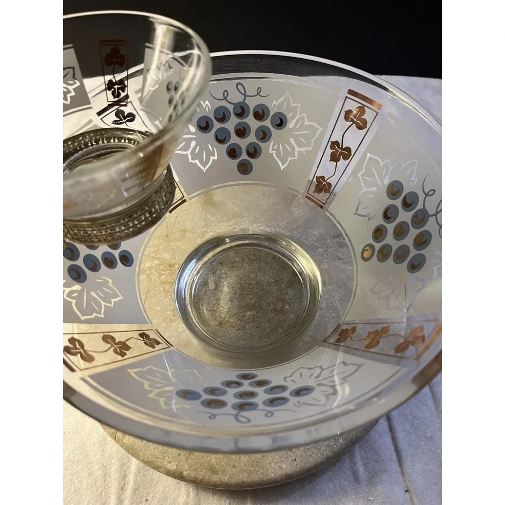 Vintage Anchor Hocking Golden Grape 2 Pc Chip and Dip Set Excellent Condition
